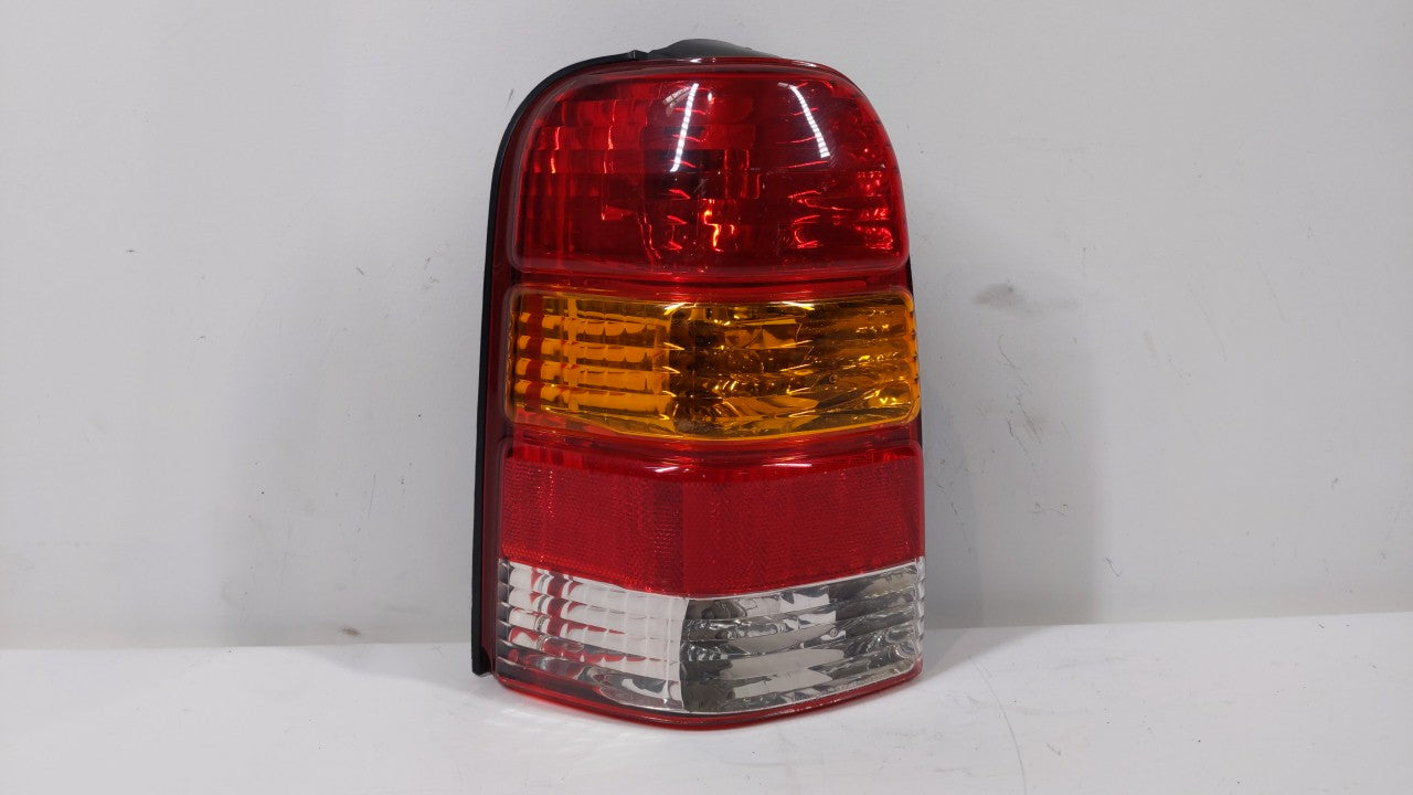 2001-2007 Ford Escape Tail Light Assembly Driver Left OEM P/N:4L84-13B505-D Fits Fits 2001 2002 2003 2004 2005 2006 2007 OEM