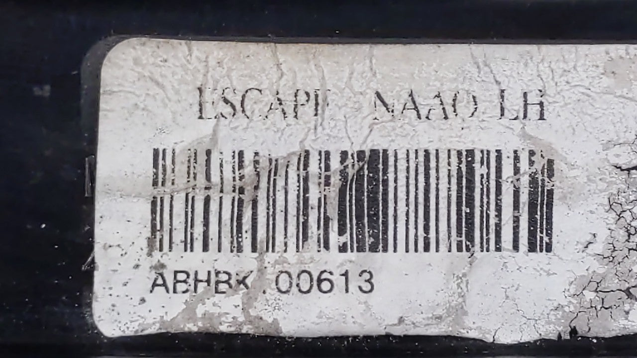 2001-2007 Ford Escape Tail Light Assembly Driver Left OEM P/N:4L84-13B505-D Fits Fits 2001 2002 2003 2004 2005 2006 2007 OEM