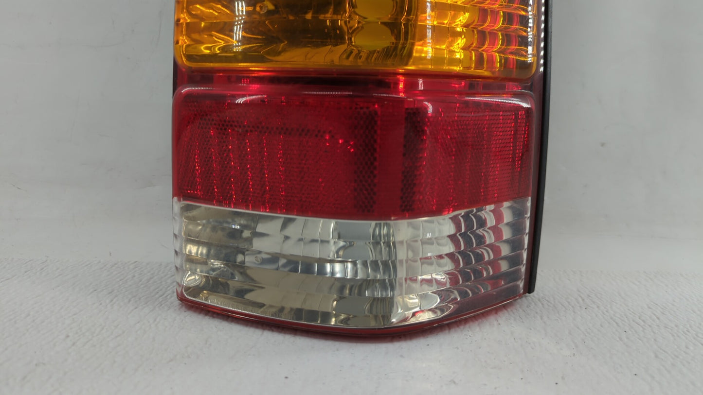 2001-2007 Ford Escape Tail Light Assembly Passenger Right OEM P/N:1L84-13B504-D 4L84-13B504-D Fits OEM Used Auto Parts - Oem