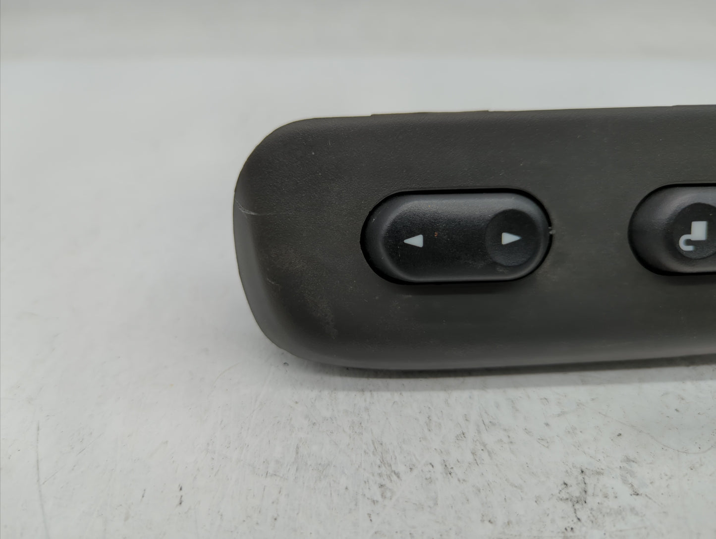 2001-2007 Ford Escape Passeneger Right Power Window Switch - Oemusedautoparts1.com