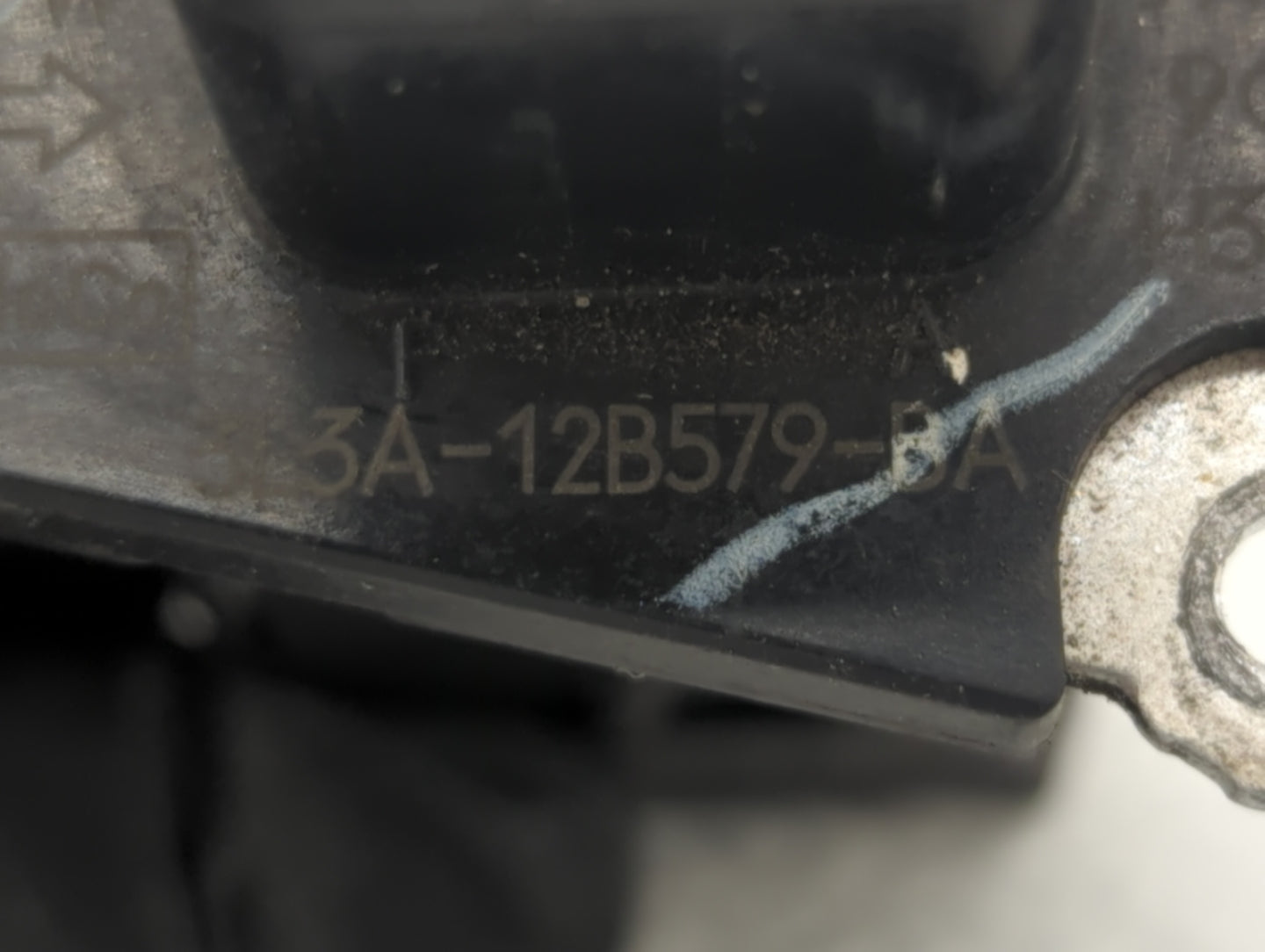 2005-2012 Ford Escape Mass Air Flow Meter Maf - Oemusedautoparts1.com