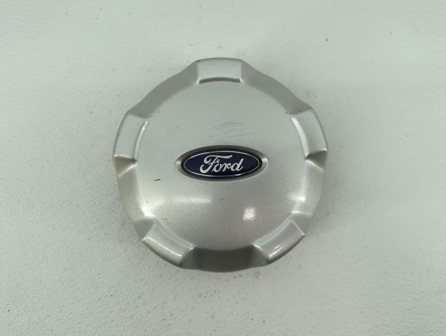 2007 Ford Escape Rim Wheel Center Cap - Oemusedautoparts1.com