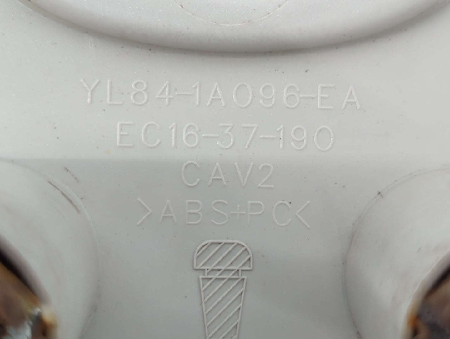 2007 Ford Escape Rim Wheel Center Cap - Oemusedautoparts1.com