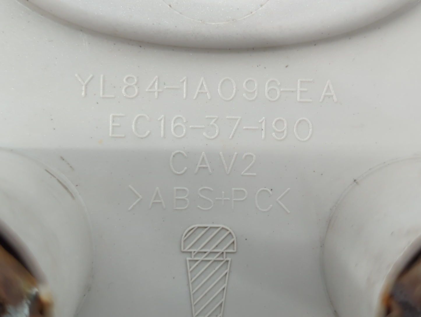 2007 Ford Escape Rim Wheel Center Cap - Oemusedautoparts1.com