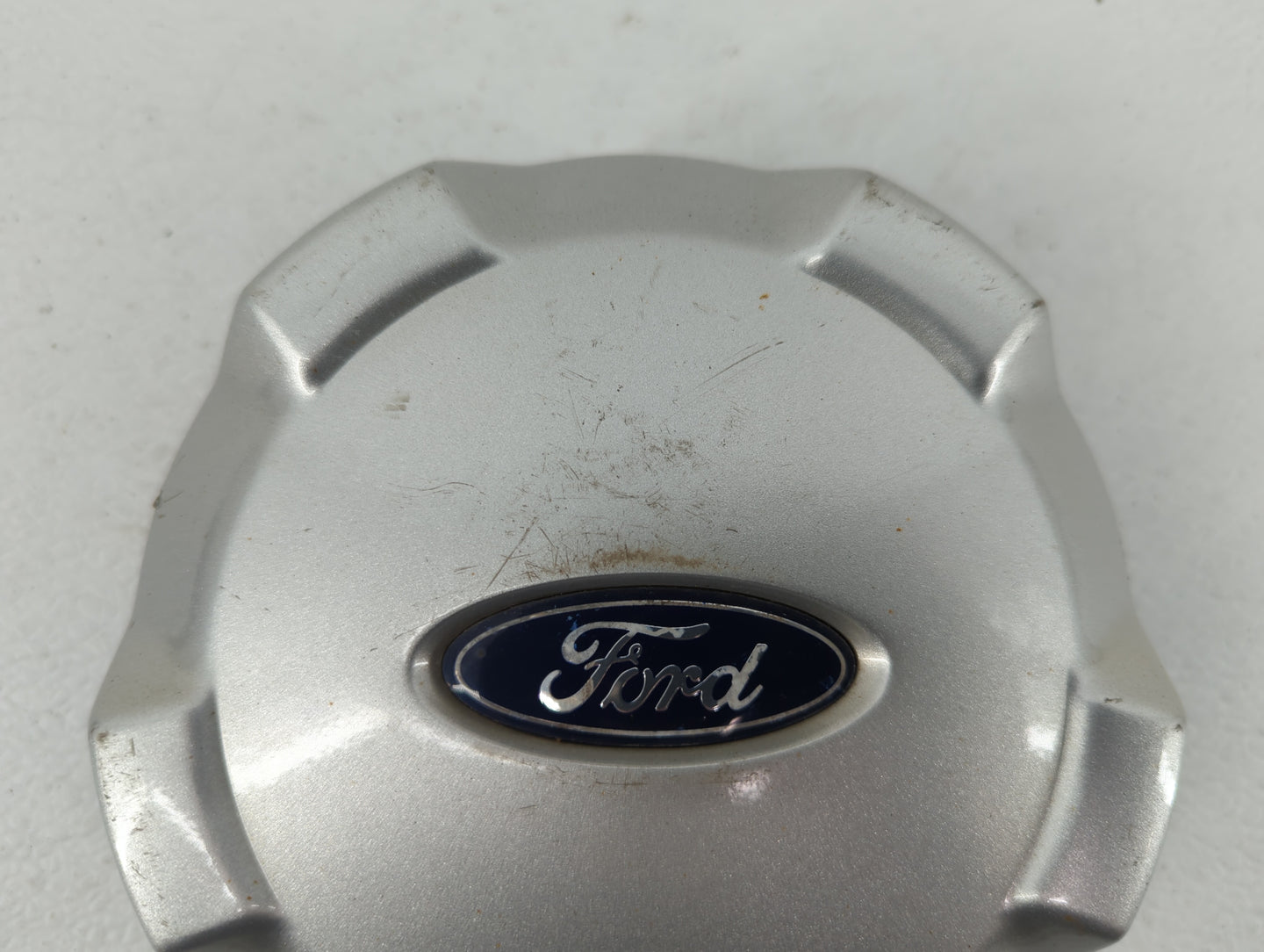 2007 Ford Escape Rim Wheel Center Cap - Oemusedautoparts1.com