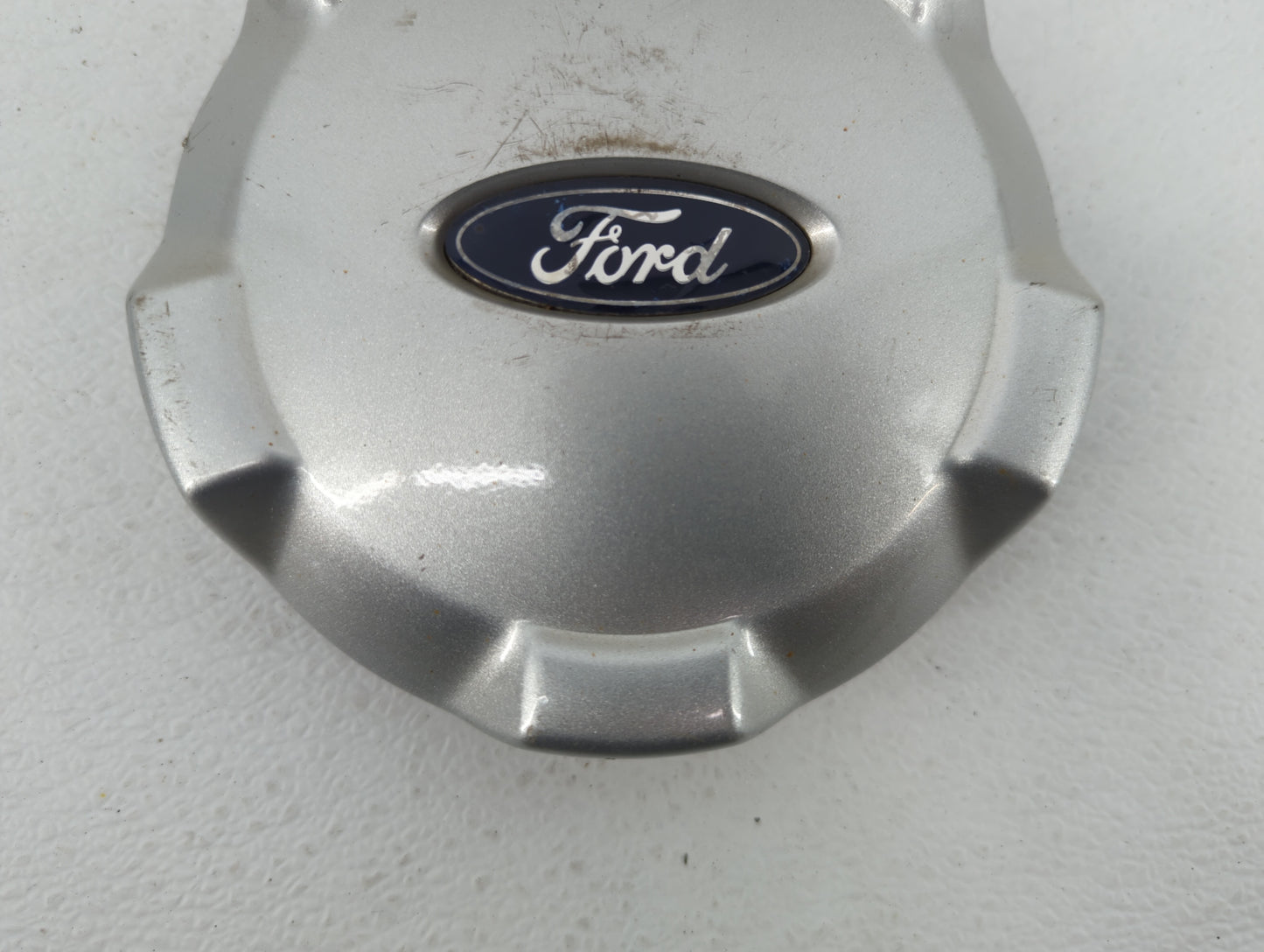 2007 Ford Escape Rim Wheel Center Cap - Oemusedautoparts1.com