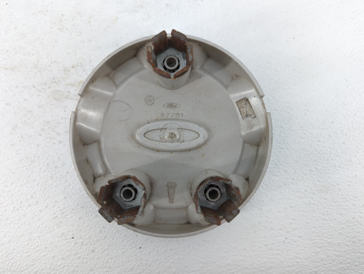 2007 Ford Escape Rim Wheel Center Cap 448250 - Oemusedautoparts1.com