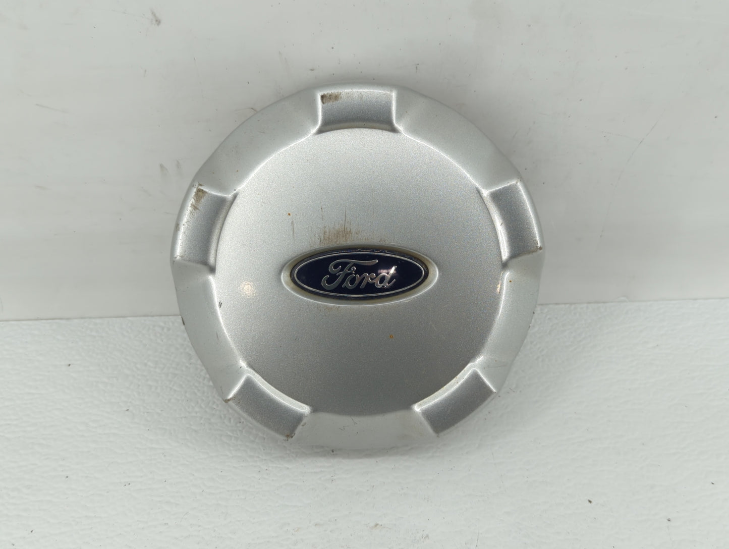 2007 Ford Escape Rim Wheel Center Cap - Oemusedautoparts1.com