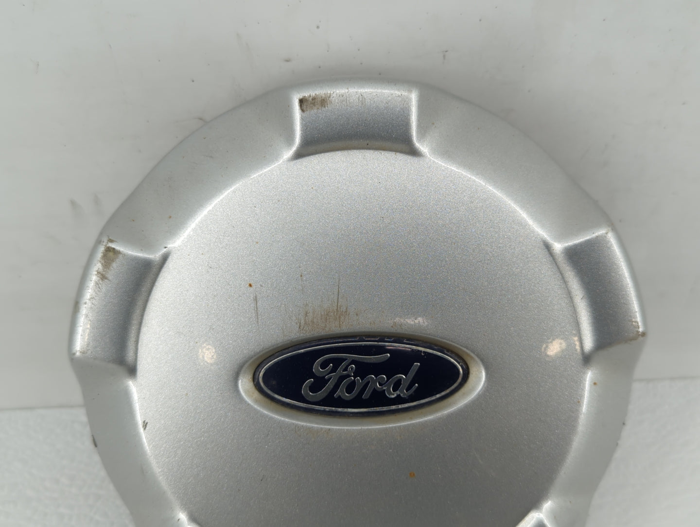 2007 Ford Escape Rim Wheel Center Cap - Oemusedautoparts1.com