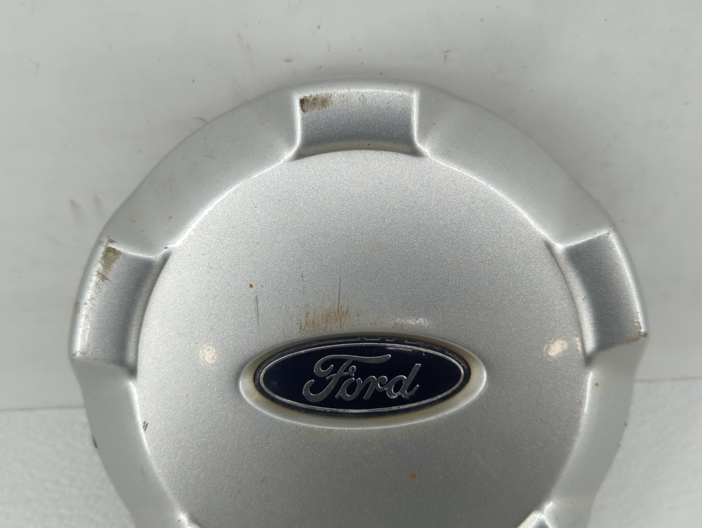 2007 Ford Escape Rim Wheel Center Cap - Oemusedautoparts1.com