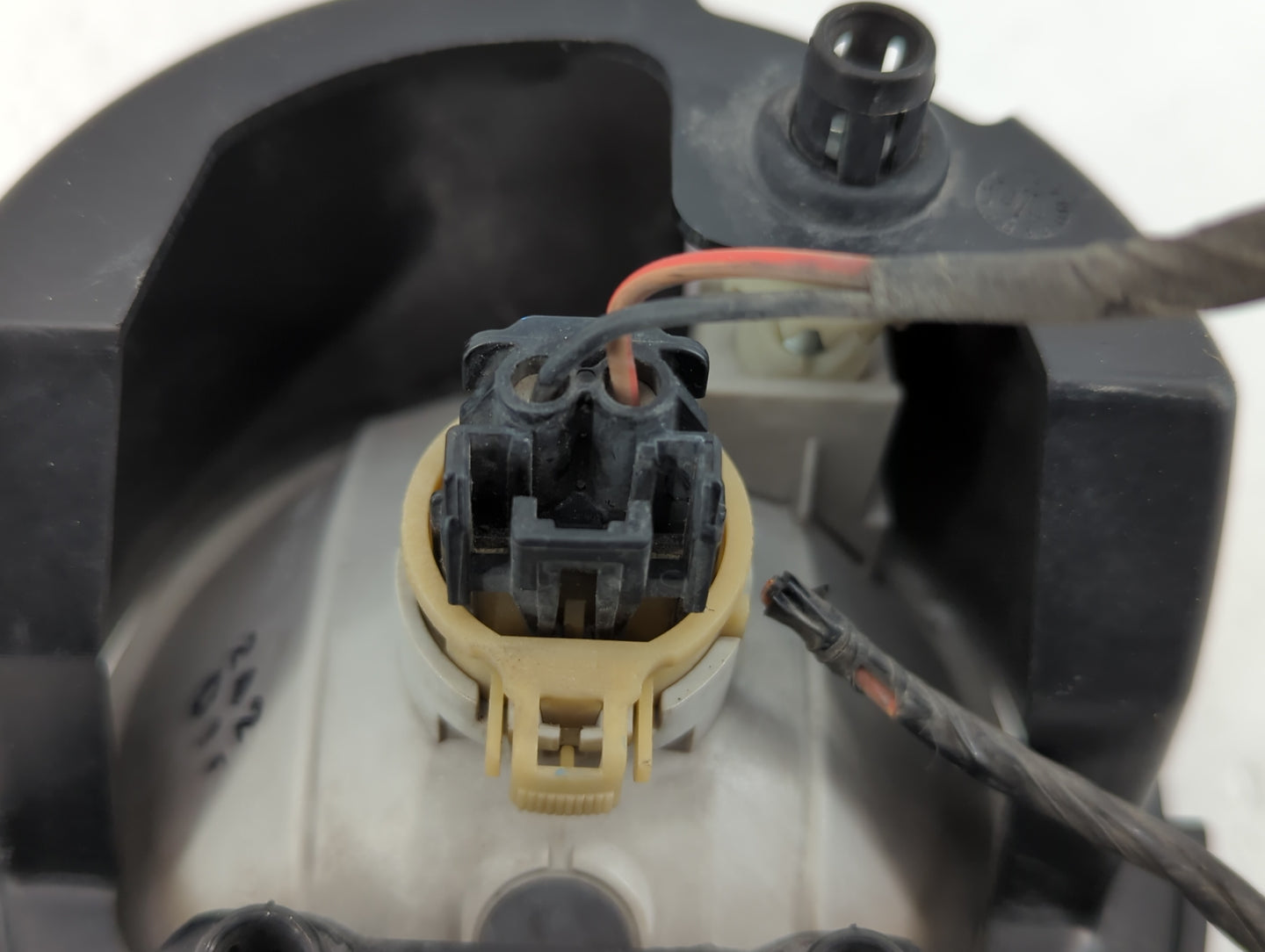 2007-2010 Ford Escape Driver Left Oem Front Light Lamp - Oemusedautoparts1.com