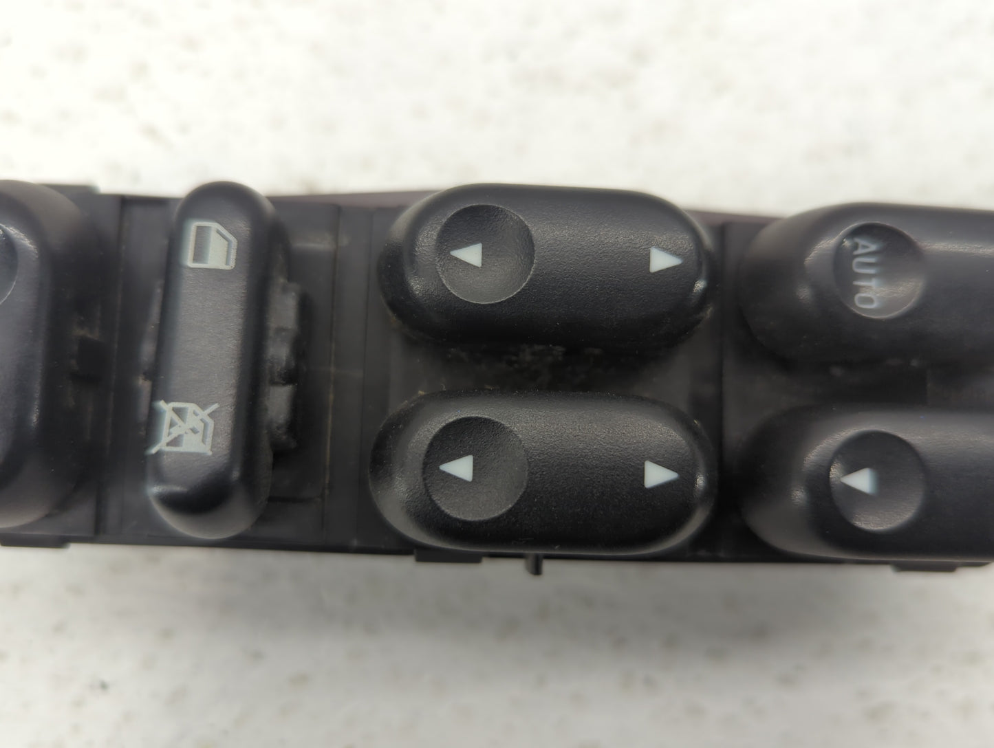 2001-2007 Ford Escape Master Power Window Switch Replacement Driver Side Left P/N:4L8T-14540-A 4L8T-14540-AB Fits OEM Used A