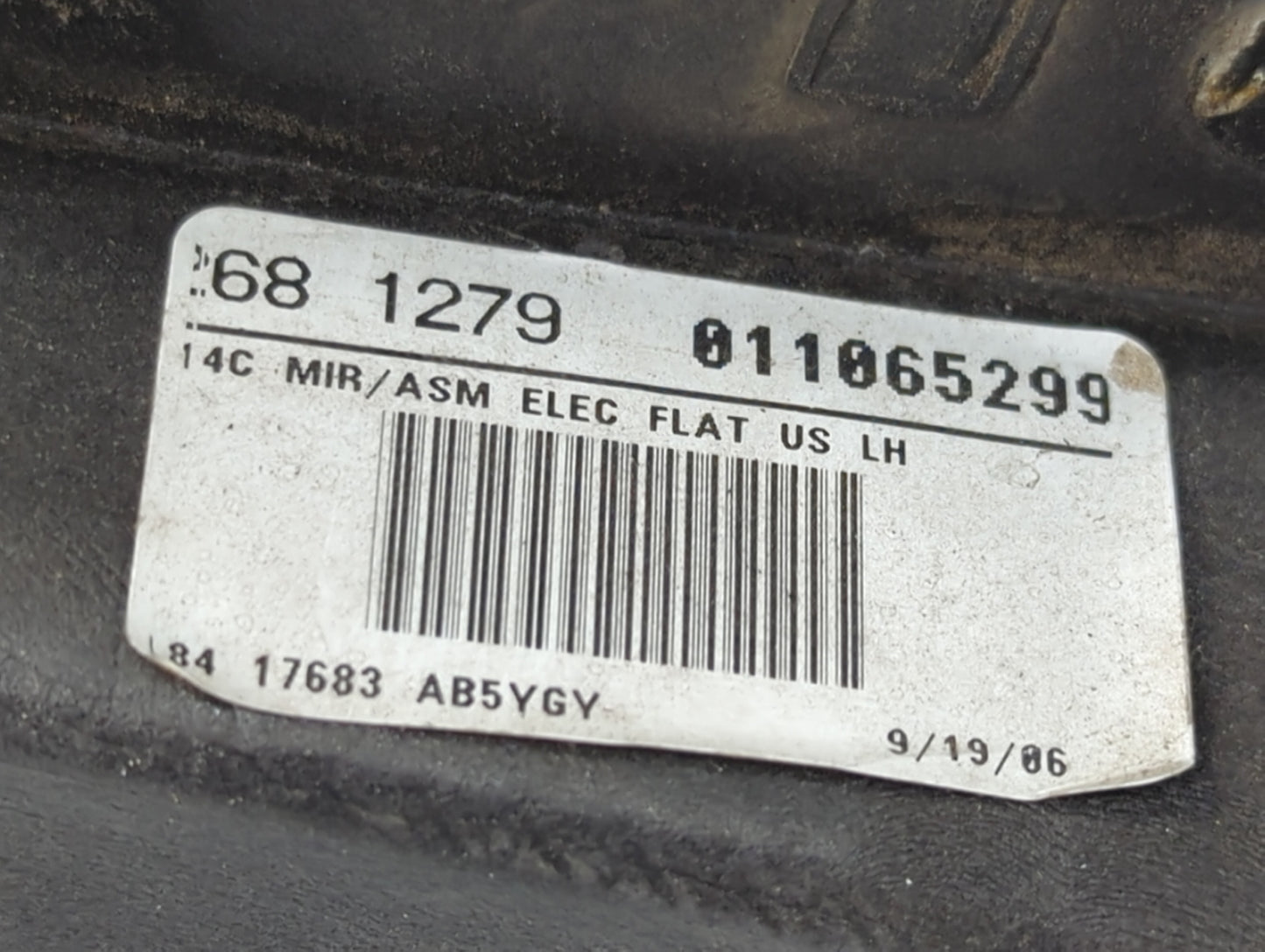 2001-2007 Ford Escape Driver Side View Mirror - Left Door Mirror OEM Used - Oemusedautoparts1.com