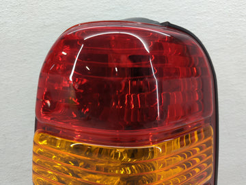 2001-2007 Ford Escape Tail Light Assembly Passenger Right OEM Fits Fits 2001 2002 2003 2004 2005 2006 2007 OEM Used Auto Parts