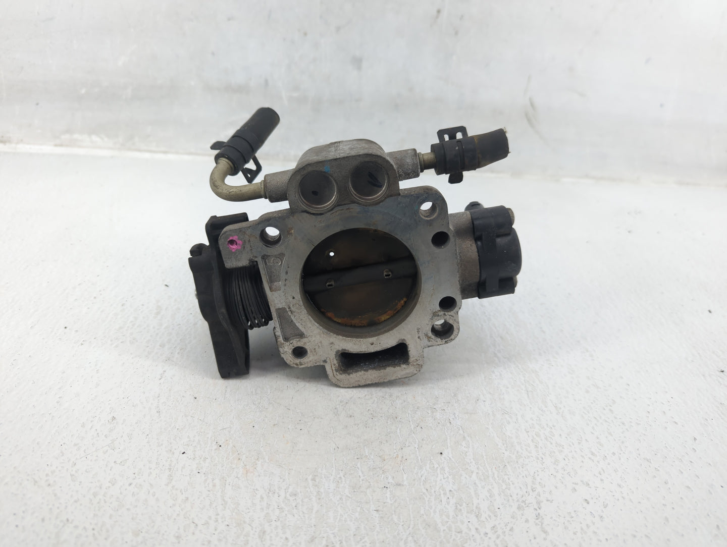 2005-2008 Ford Escape Throttle Body Fits Fits 2005 2006 2007 2008 OEM Used Auto Parts - Oemusedautoparts1.com