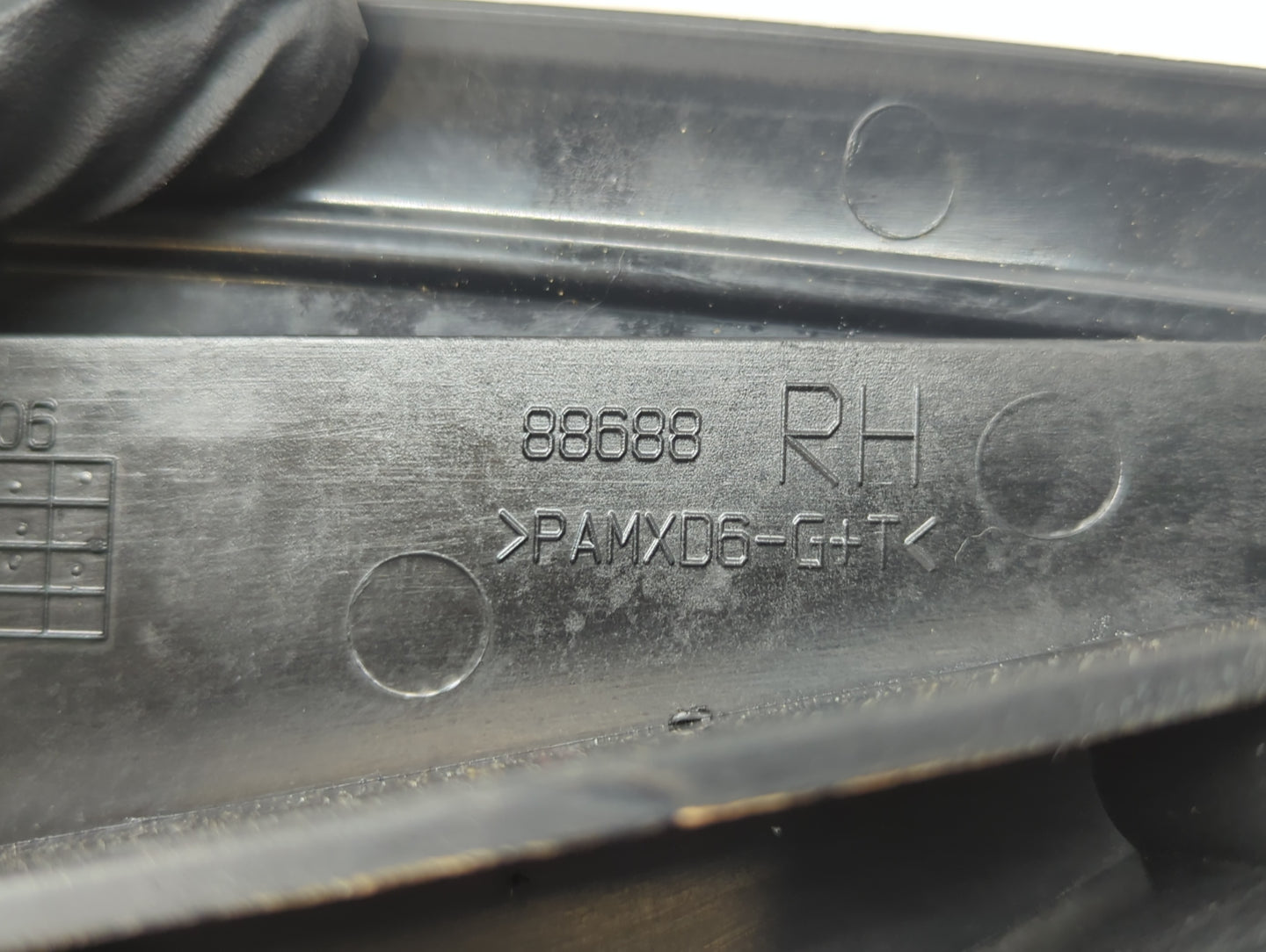 2001-2007 Ford Escape Side Mirror Replacement Passenger Right View Door Mirror P/N:E11015321 Fits OEM Used Auto Parts - Oemu