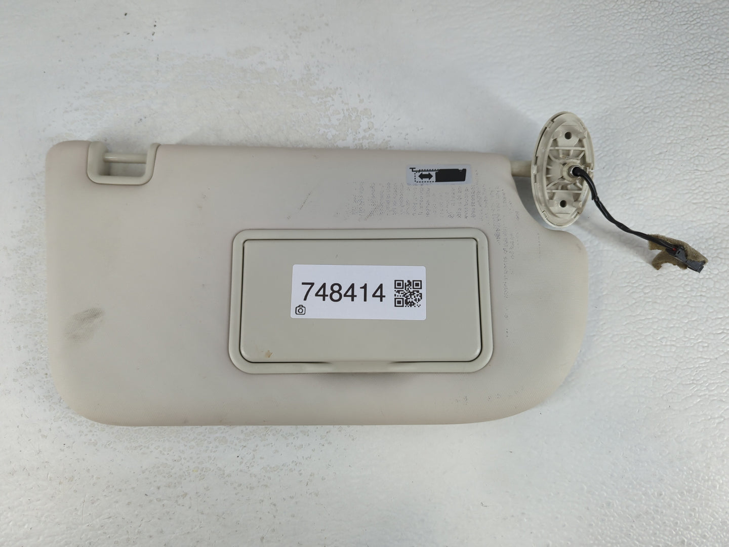 2013-2019 Ford Escape Sun Visor Shade Replacement Passenger Right Mirror Fits Fits 2013 2014 2015 2016 2017 2018 2019 OEM Us