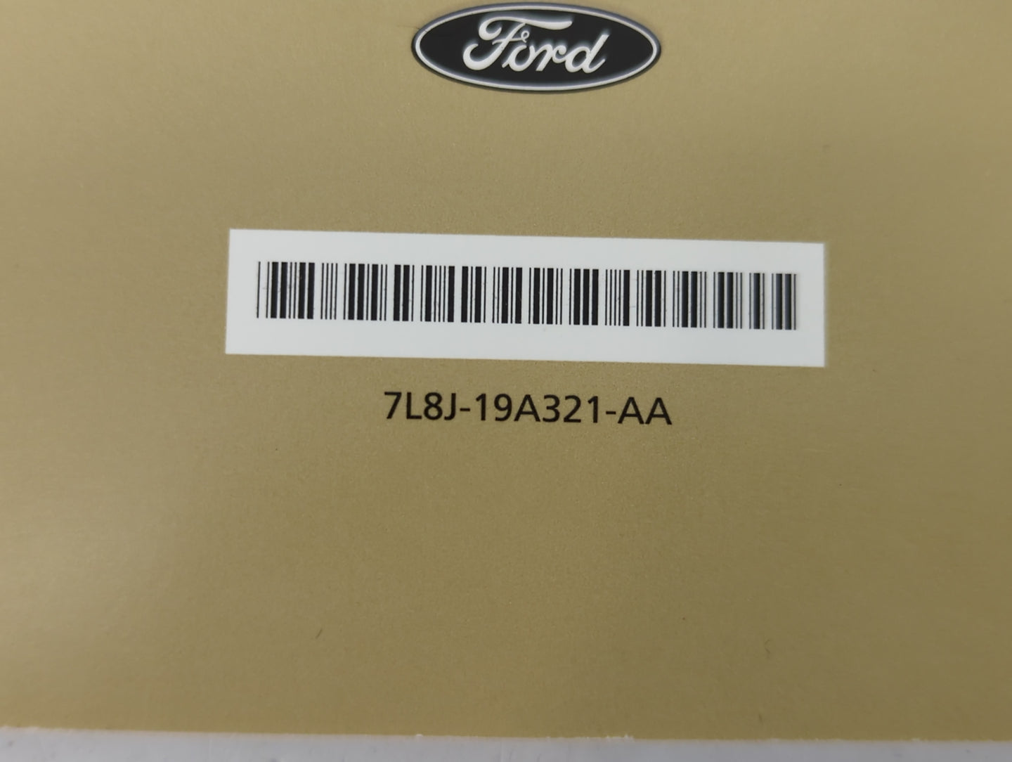 2007 Ford Escape Owners Manual Book Guide P/N:7L8J-19A321-AA OEM Used Auto Parts - Oemusedautoparts1.com