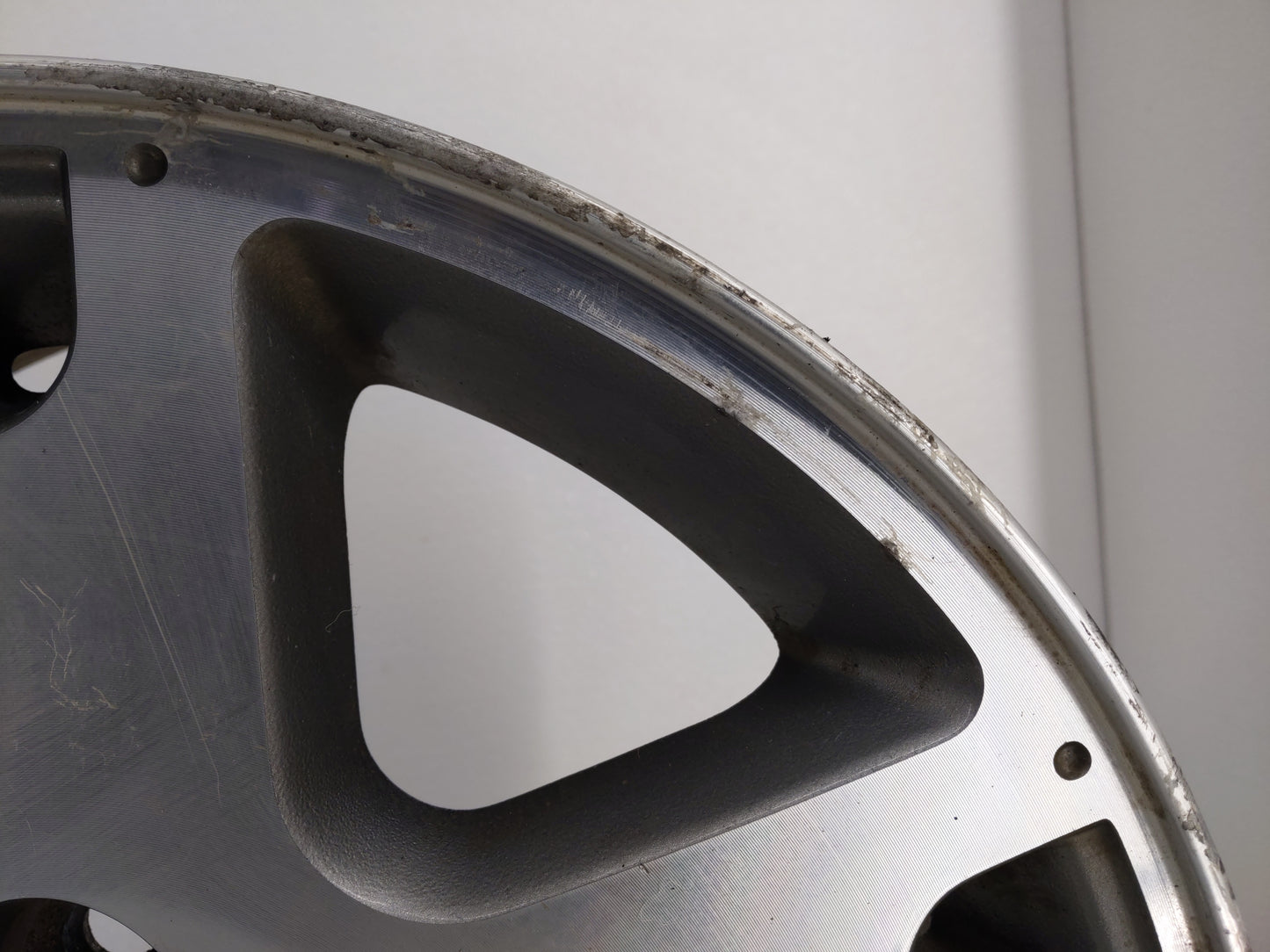 2001-2007 Ford Escape Oem Wheel Rim - Oemusedautoparts1.com