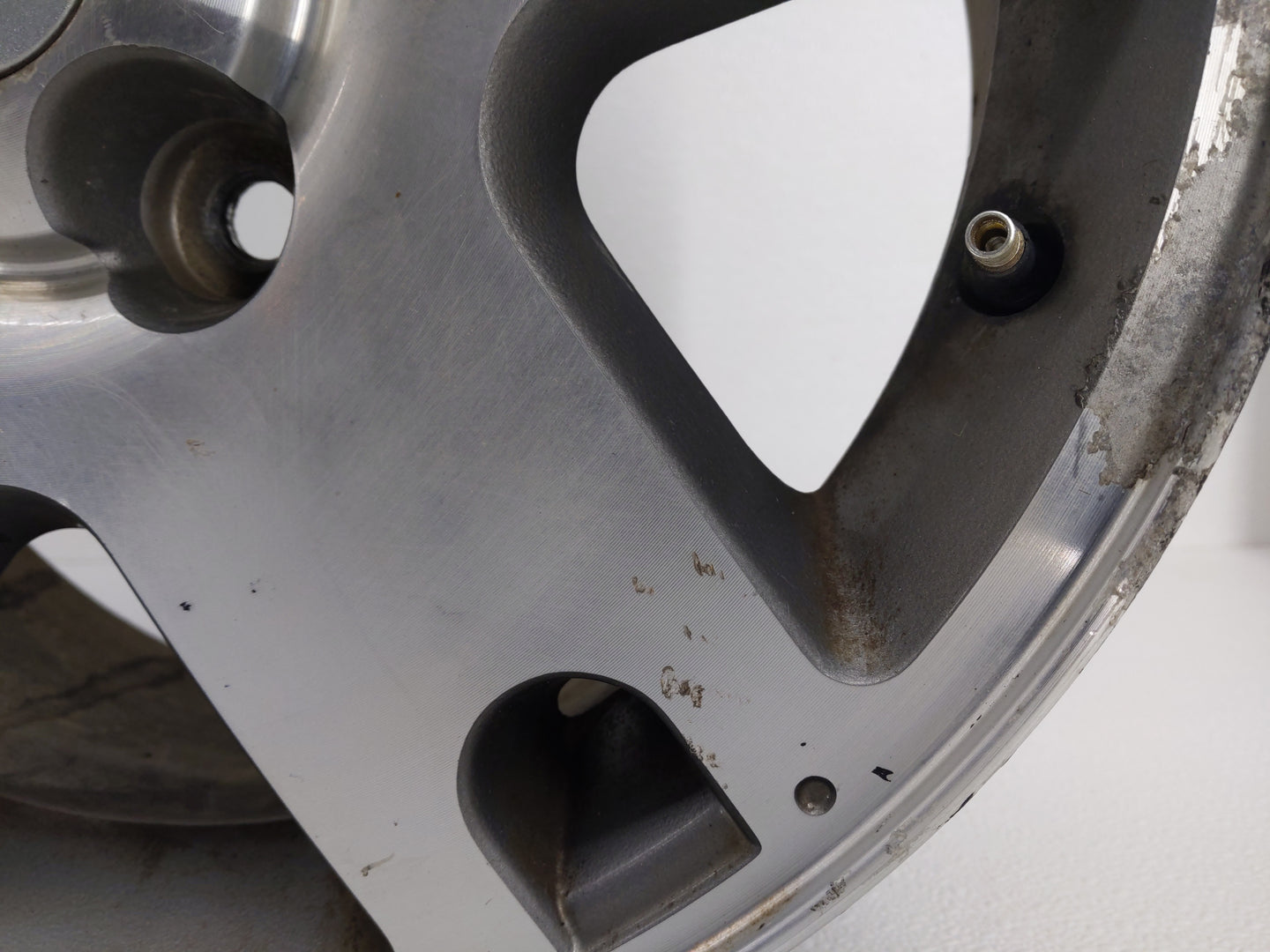 2001-2007 Ford Escape Oem Wheel Rim - Oemusedautoparts1.com