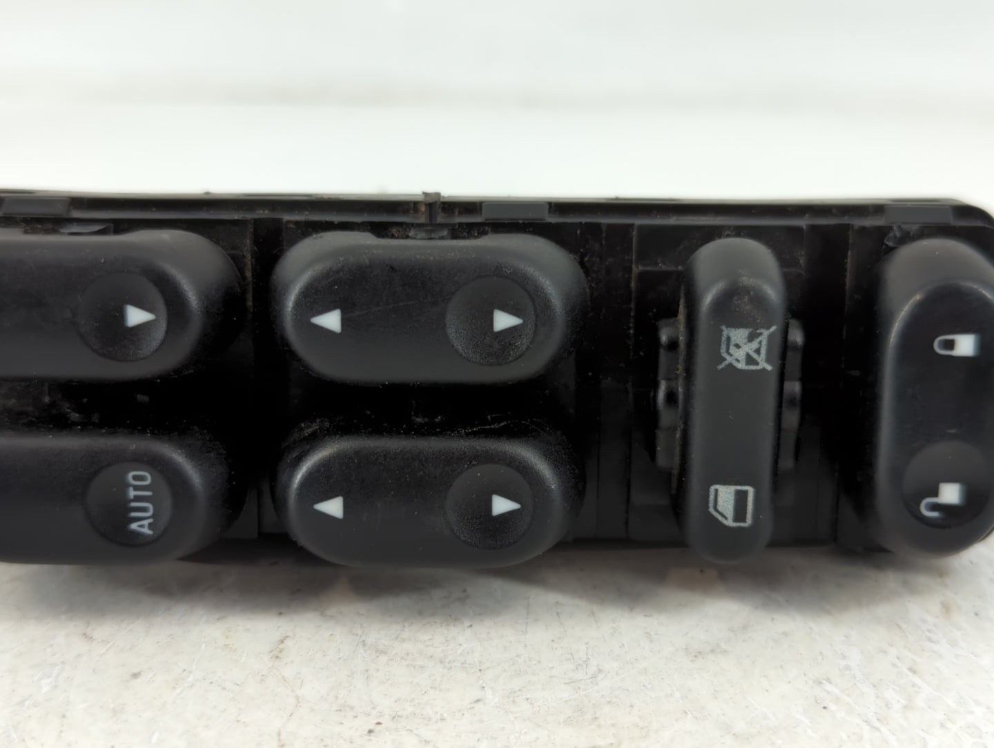 2001-2007 Ford Escape Master Power Window Switch Replacement Driver Side Left P/N:5615798 1085502X Fits OEM Used Auto Parts 