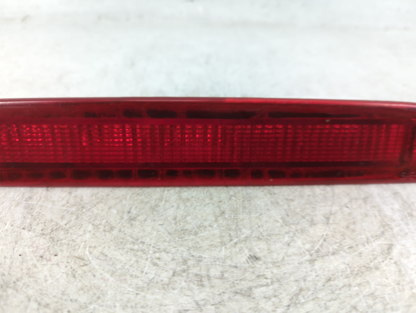 2007 Ford Escape Third Brake Light Tail Light P/N:YL84-13A613-C Fits OEM Used Auto Parts - Oemusedautoparts1.com