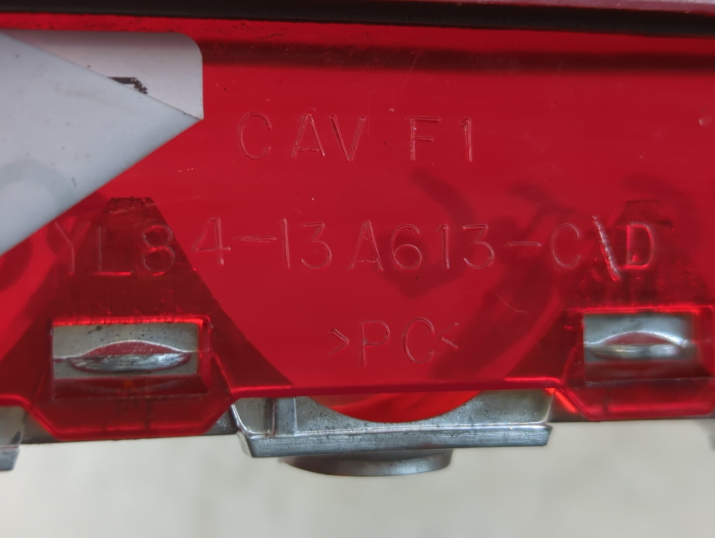 2007 Ford Escape Third Brake Light Tail Light P/N:YL84-13A613-C Fits OEM Used Auto Parts - Oemusedautoparts1.com