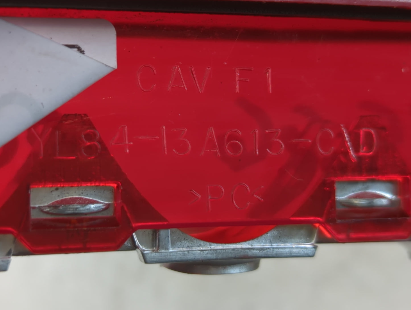 2007 Ford Escape Third Brake Light Tail Light P/N:YL84-13A613-C Fits OEM Used Auto Parts - Oemusedautoparts1.com