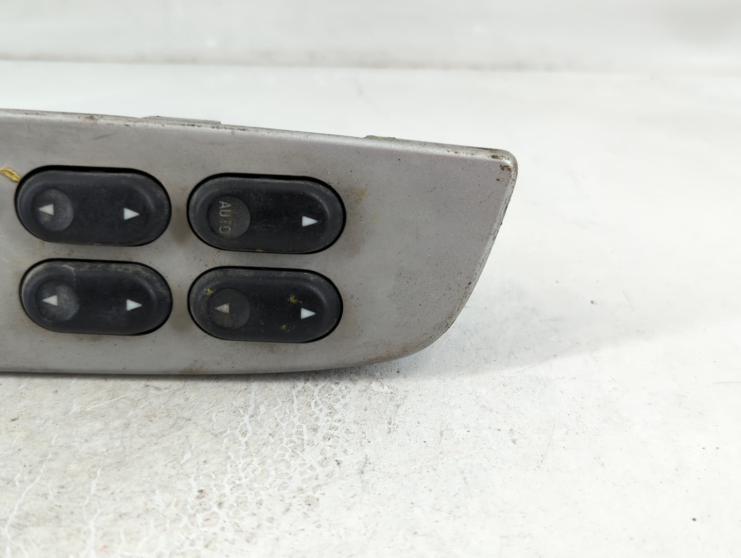 2001-2007 Ford Escape Master Power Window Switch Replacement Driver Side Left P/N:4L8T-14540-ABW Fits OEM Used Auto Parts - 