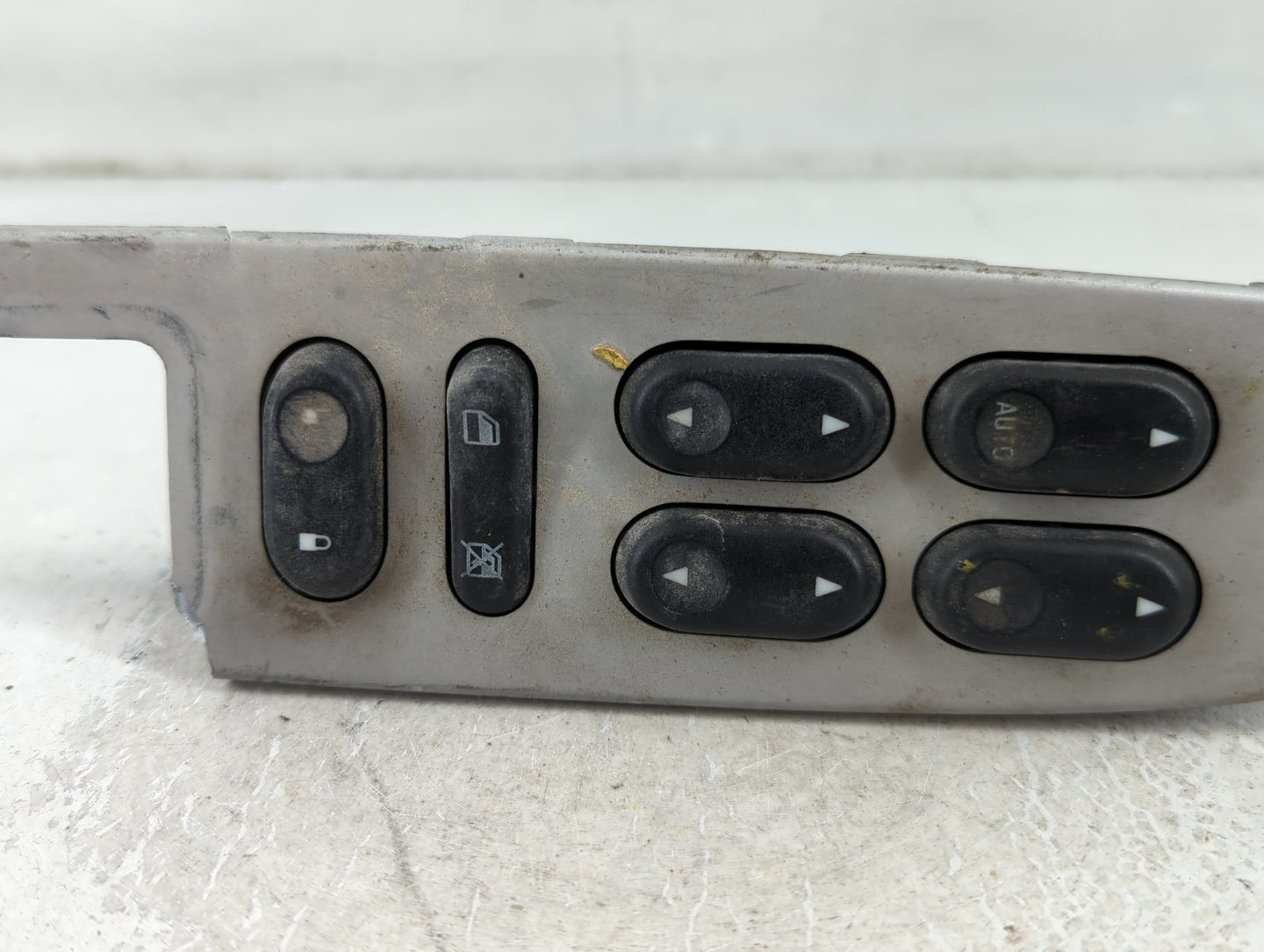 2001-2007 Ford Escape Master Power Window Switch Replacement Driver Side Left P/N:4L8T-14540-ABW Fits OEM Used Auto Parts - 
