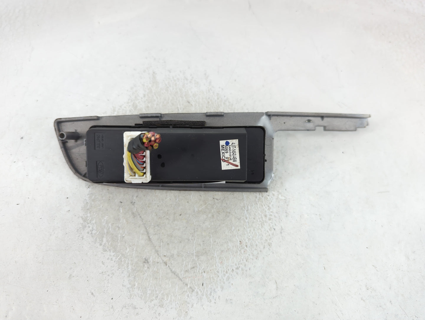 2001-2007 Ford Escape Master Power Window Switch Replacement Driver Side Left P/N:4L8T-14540-ABW Fits OEM Used Auto Parts - 