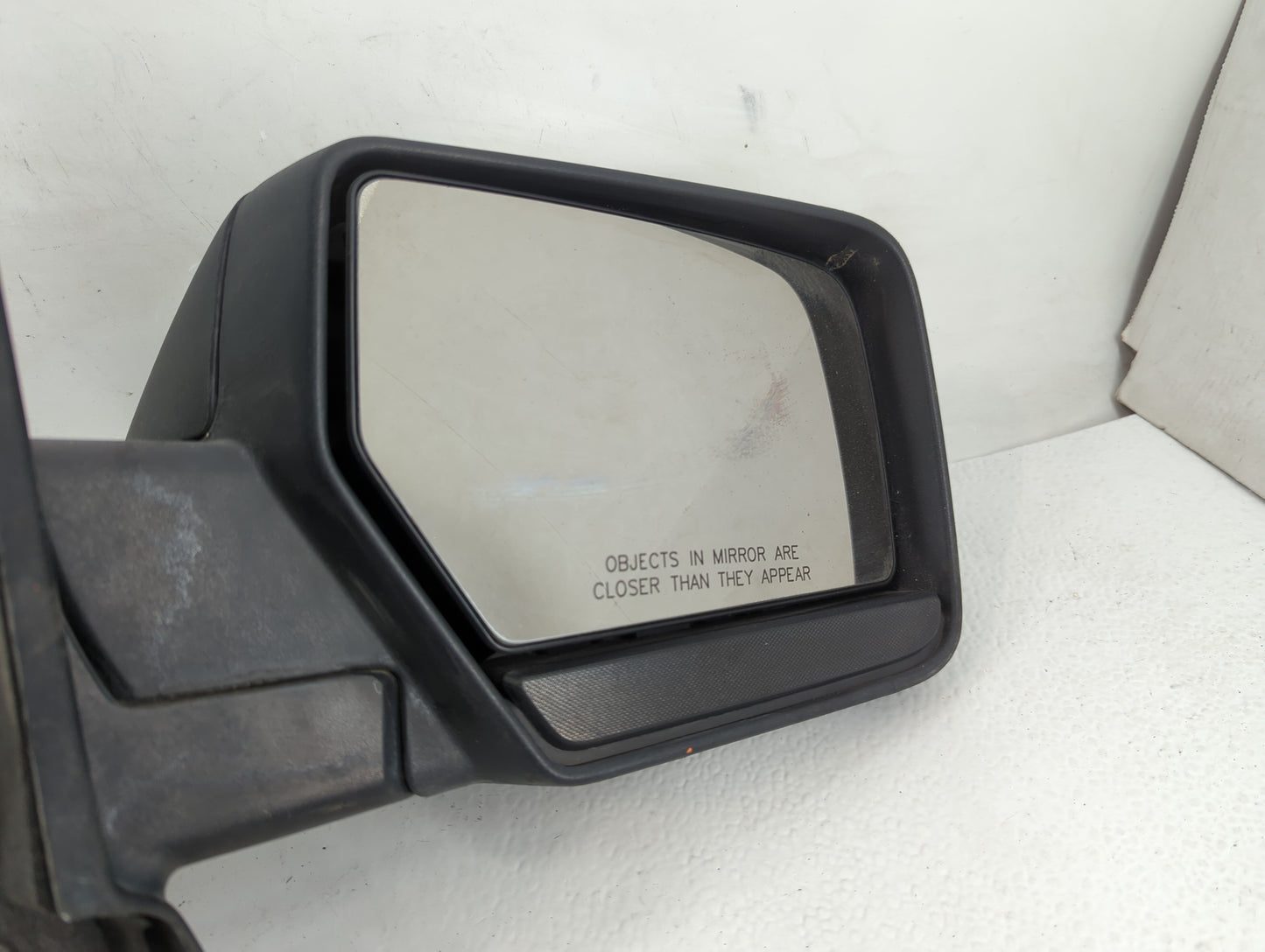 2007 Ford Expedition Passenger Side View Mirror - Right Door Mirror OEM Used - Oemusedautoparts1.com