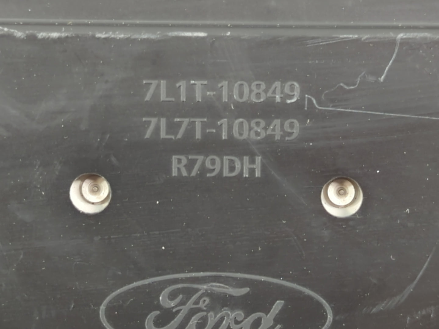 2007-2008 Ford Expedition Instrument Cluster Speedometer Gauges P/N:7L1T-10849 Fits Fits 2007 2008 OEM Used Auto Parts - Oem