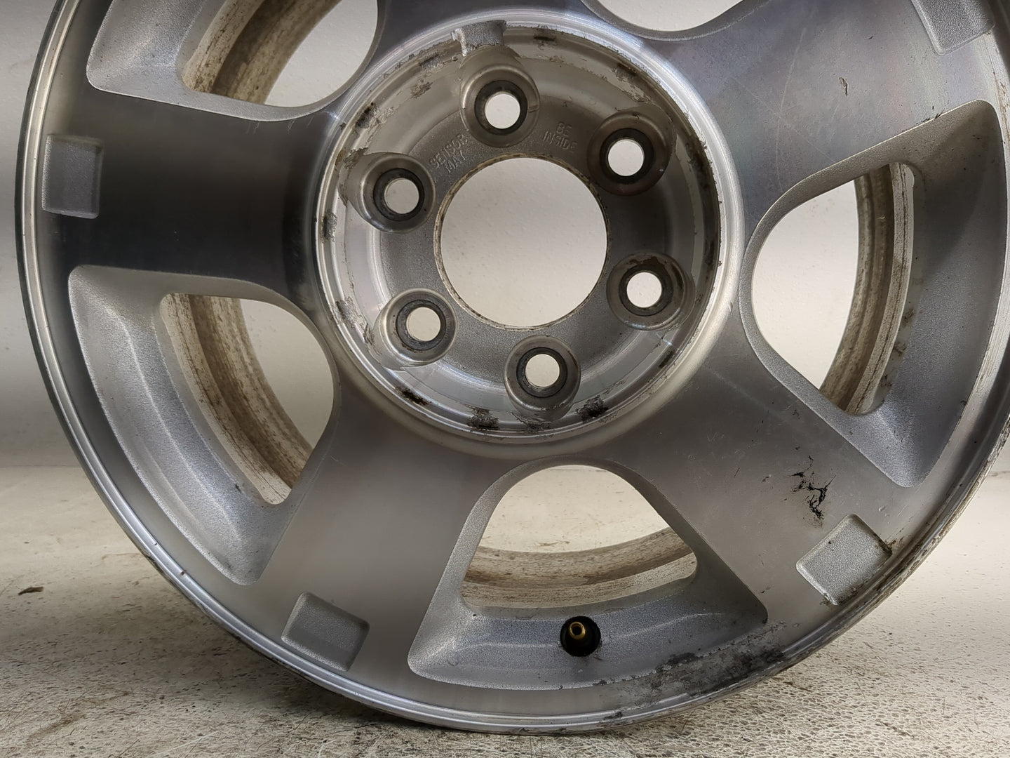 2007-2010 Ford Expedition Oem Wheel Rim 1364004 - Oemusedautoparts1.com