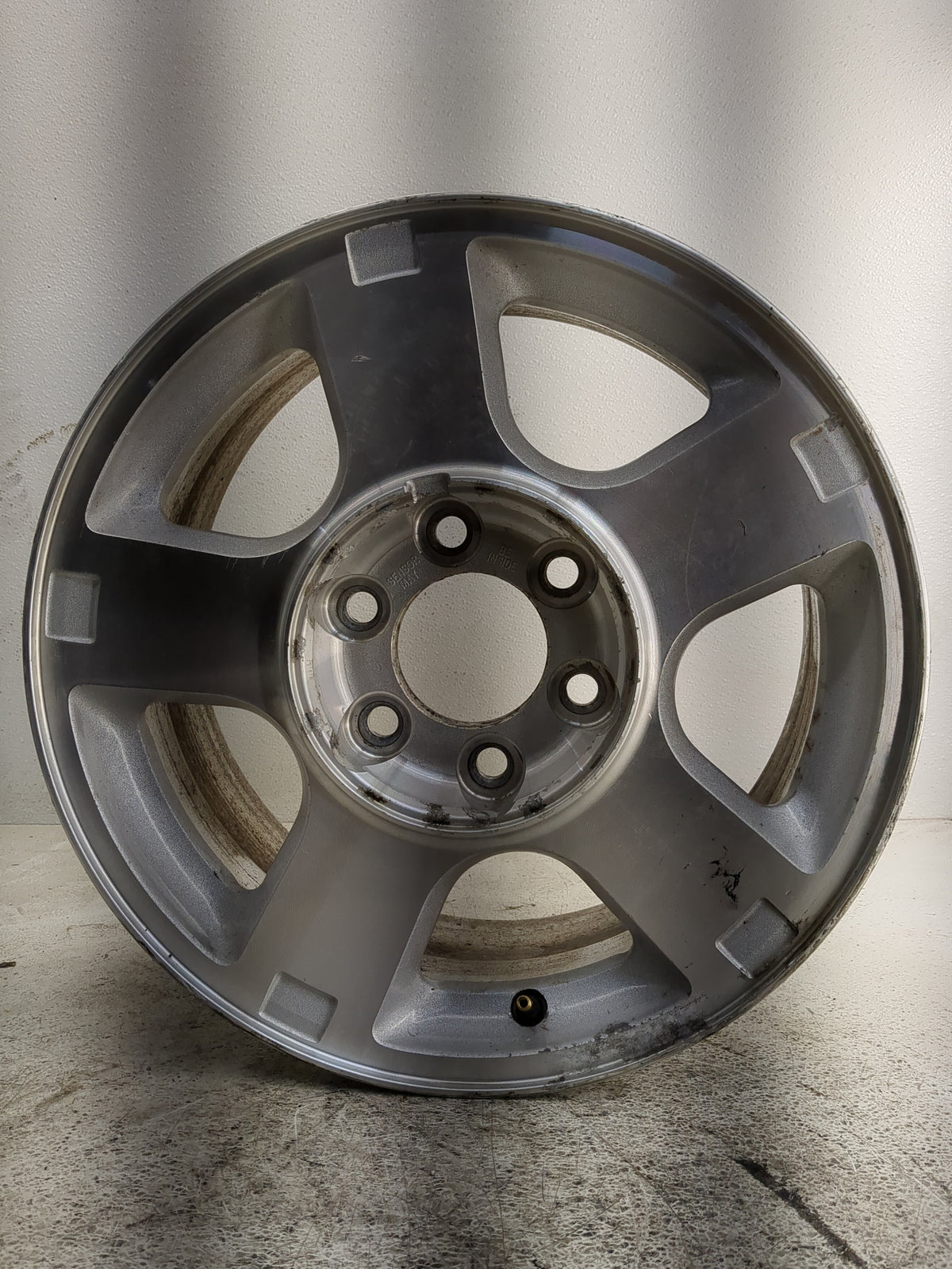 2007-2010 Ford Expedition Oem Wheel Rim 1364004 - Oemusedautoparts1.com