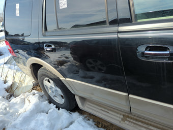 compare product 2007 Ford Expedition Passenger Rear Door Oem 1366909