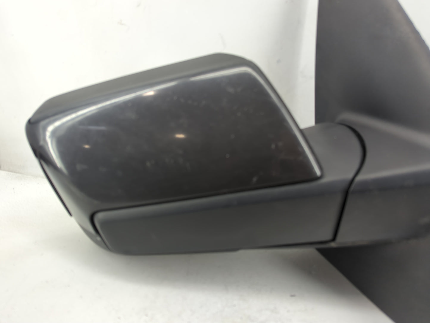 2007 Ford Expedition Passenger Side View Mirror - Right Door Mirror OEM Used - Oemusedautoparts1.com