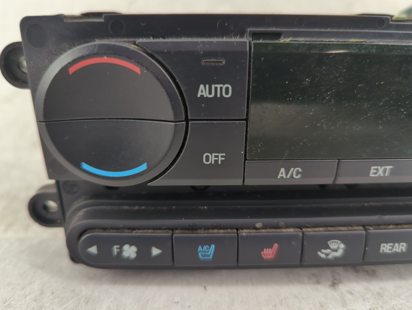 2007 Ford Expedition Climate Control Module Temperature AC/Heater Replacement Fits OEM Used Auto Parts - Oemusedautoparts1.c