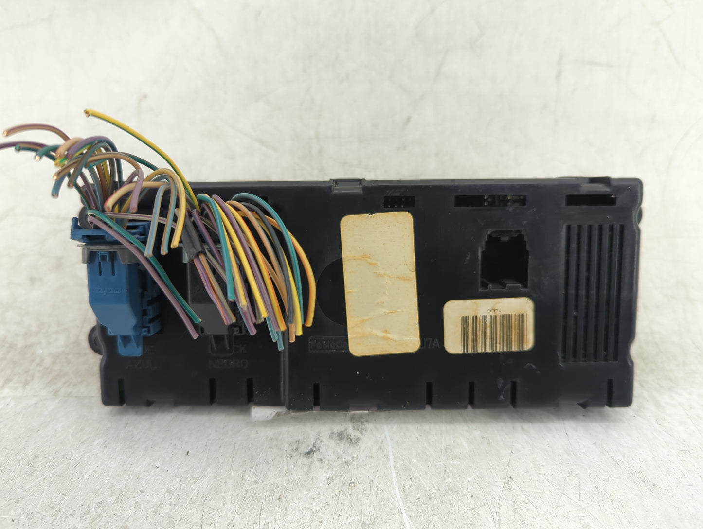 2007 Ford Expedition Climate Control Module Temperature AC/Heater Replacement Fits OEM Used Auto Parts - Oemusedautoparts1.c