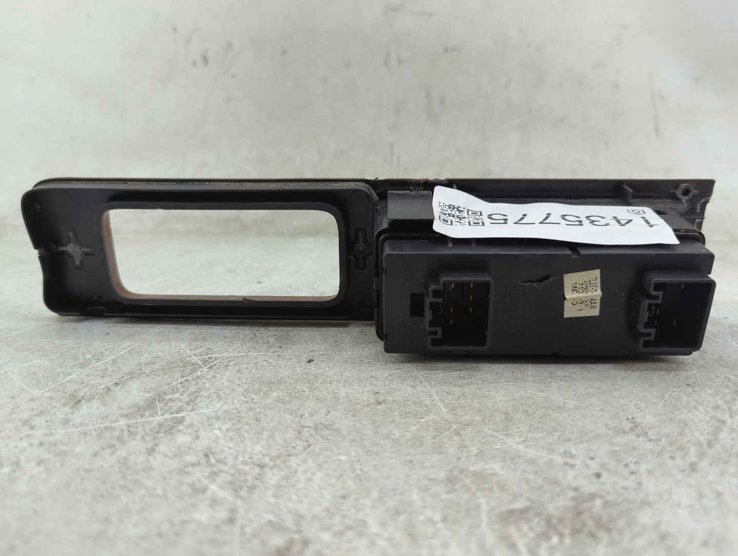2007 Ford Expedition Master Power Window Switch Replacement Driver Side Left Fits OEM Used Auto Parts - Oemusedautoparts1.co