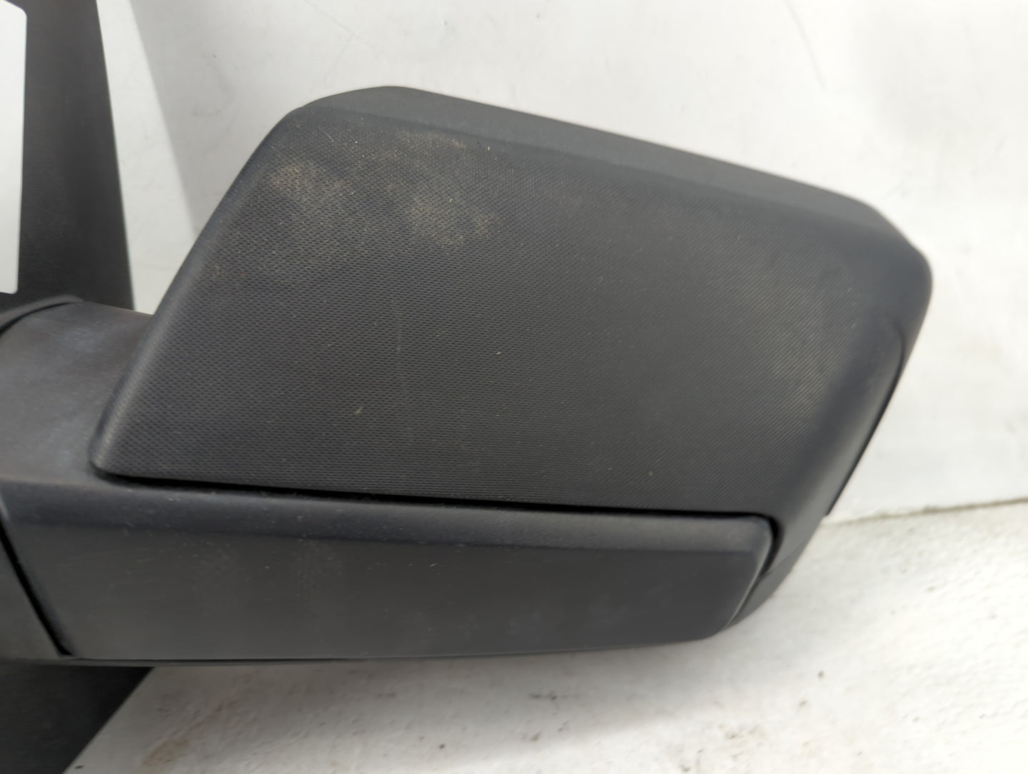 2007 Ford Expedition Driver Side View Mirror - Left Door Mirror OEM Used - Oemusedautoparts1.com