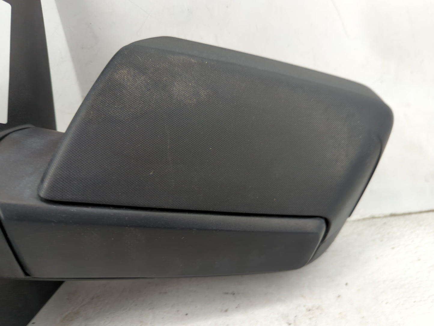 2007 Ford Expedition Driver Side View Mirror - Left Door Mirror OEM Used - Oemusedautoparts1.com