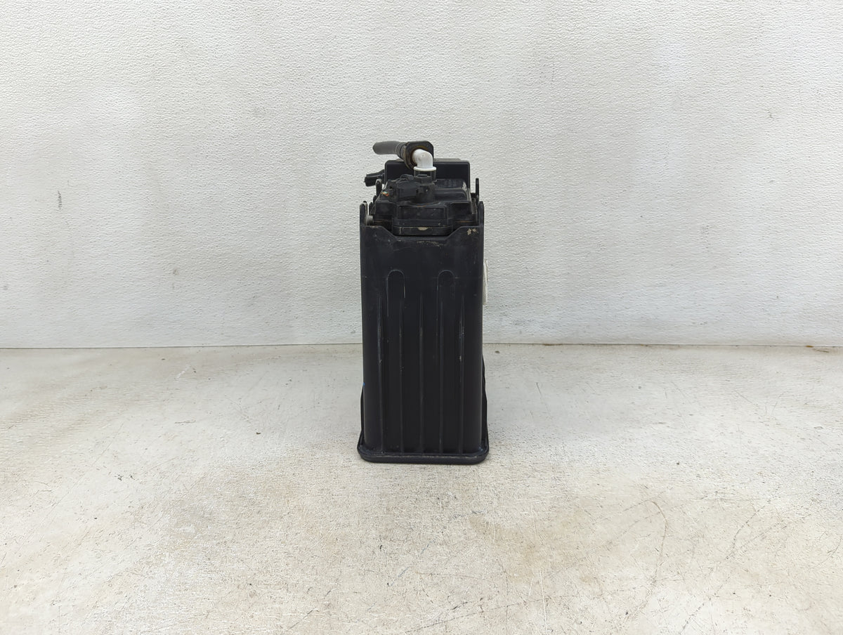 2007 Ford Expedition Fuel Vapor Charcoal Canister 1460184 - Oemusedautoparts1.com
