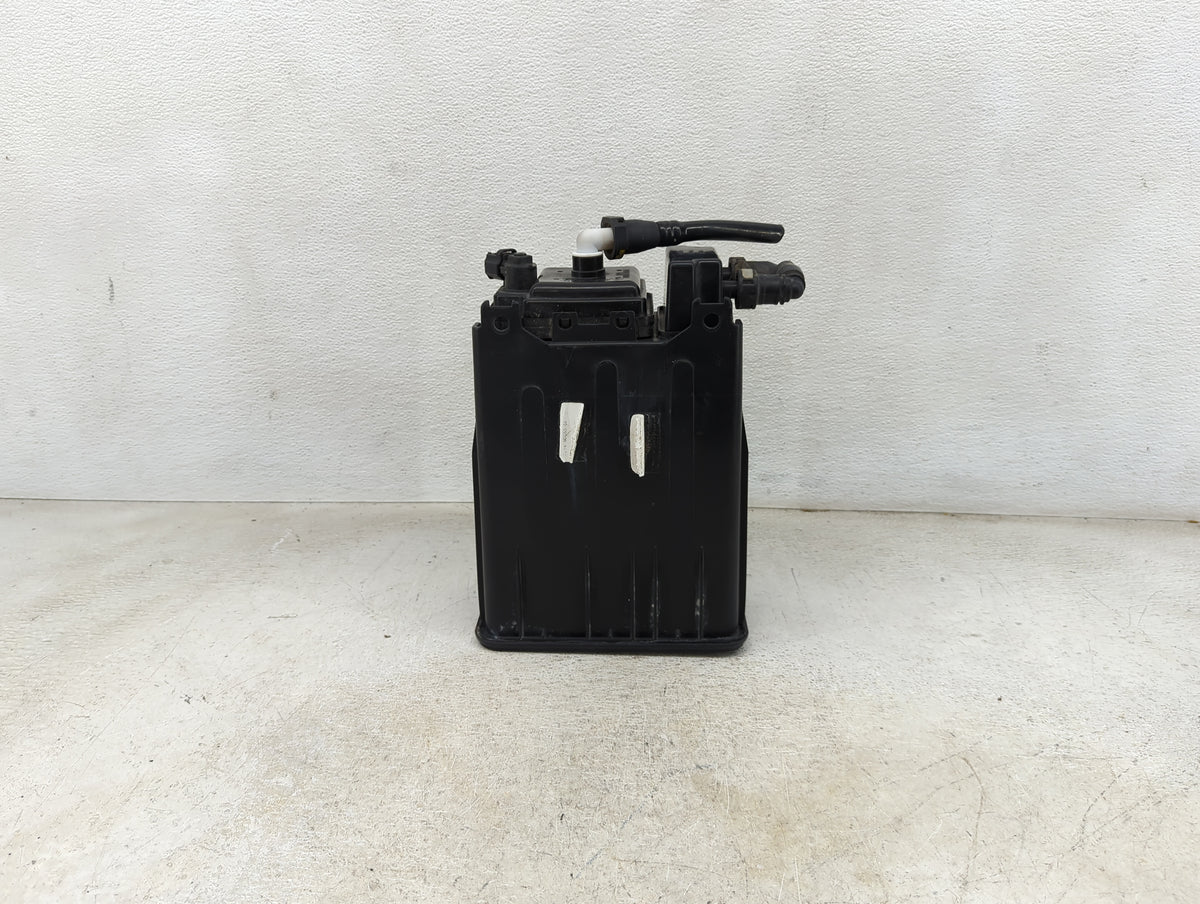 2007 Ford Expedition Fuel Vapor Charcoal Canister 1460184 - Oemusedautoparts1.com