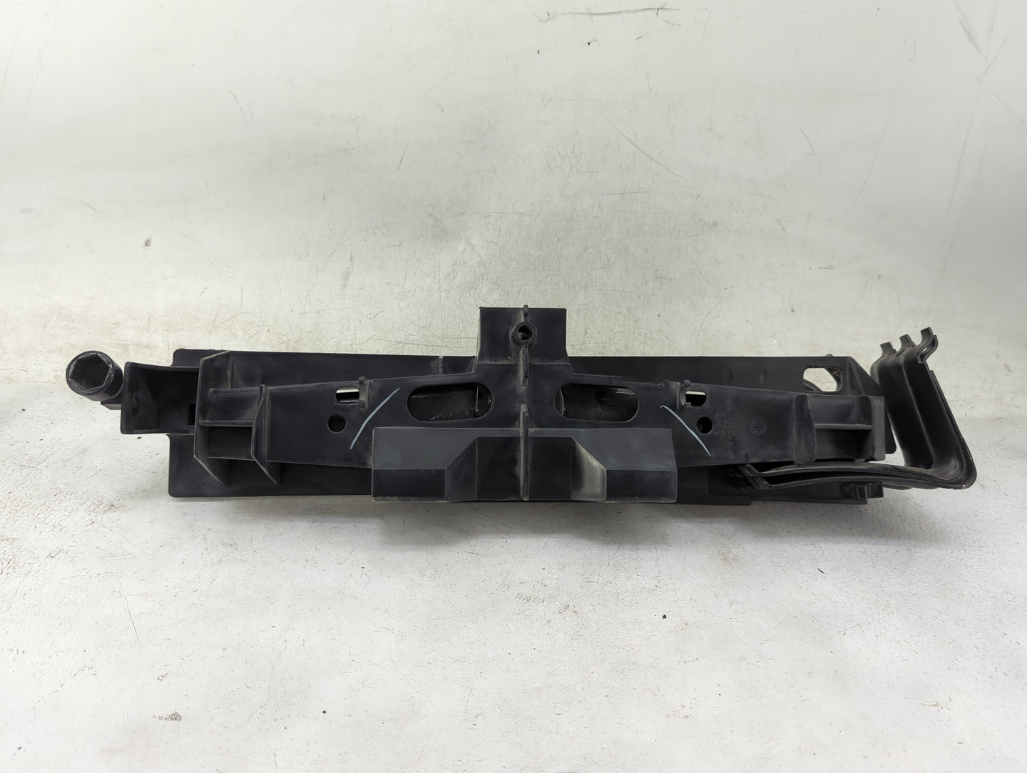 2007 Ford Expedition Spare Scissor Car Jack Black - Oemusedautoparts1.com