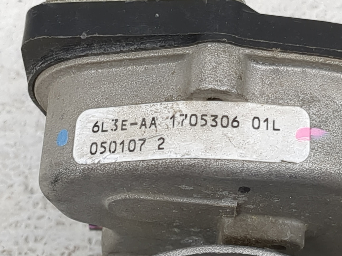 2007 Ford Expedition Throttle Body P/N:6L3E-AA Fits Fits 2004 2005 2006 2008 2009 2010 OEM Used Auto Parts - Oemusedautopart