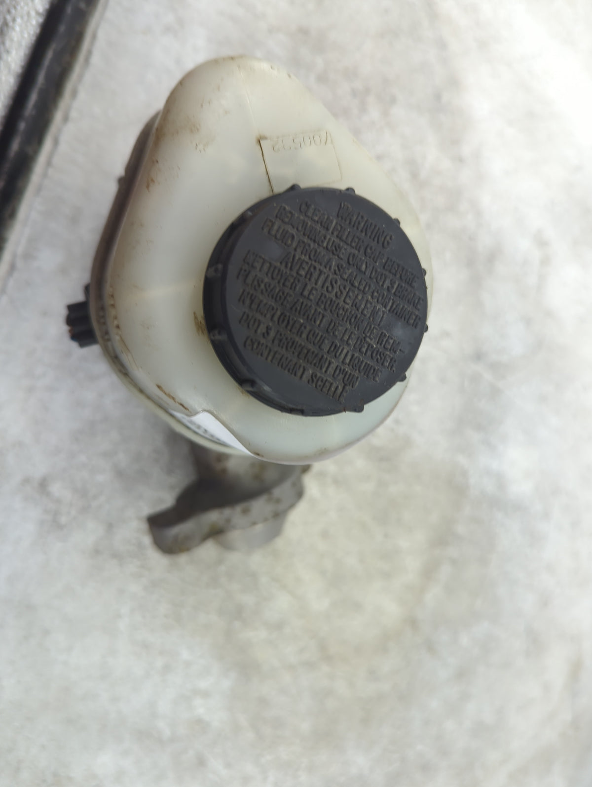 2007 Ford Expedition Brake Master Cylinder 1515829 - Oemusedautoparts1.com