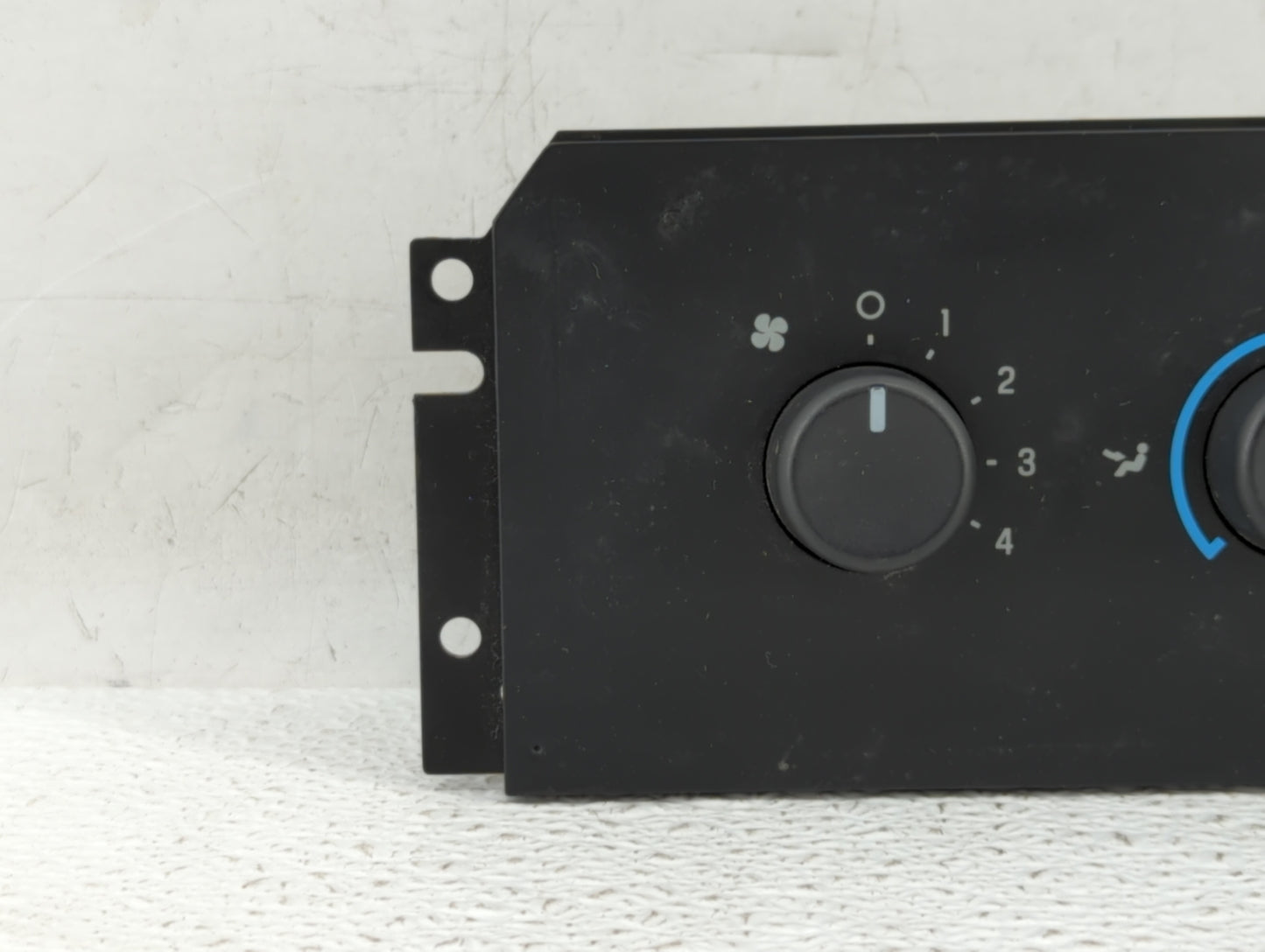 2007-2014 Ford Expedition Climate Control Module Temperature AC/Heater Replacement P/N:8L14-19980-AB 7L14-19980-CC Fits OEM 