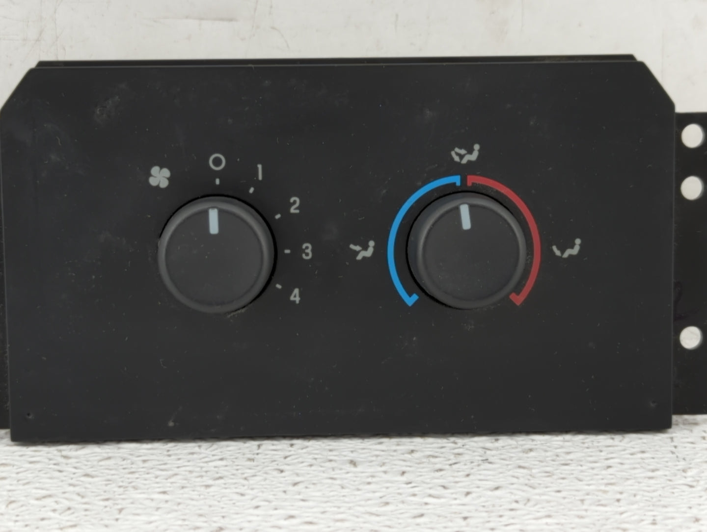 2007-2014 Ford Expedition Climate Control Module Temperature AC/Heater Replacement P/N:8L14-19980-AB 7L14-19980-CC Fits OEM 