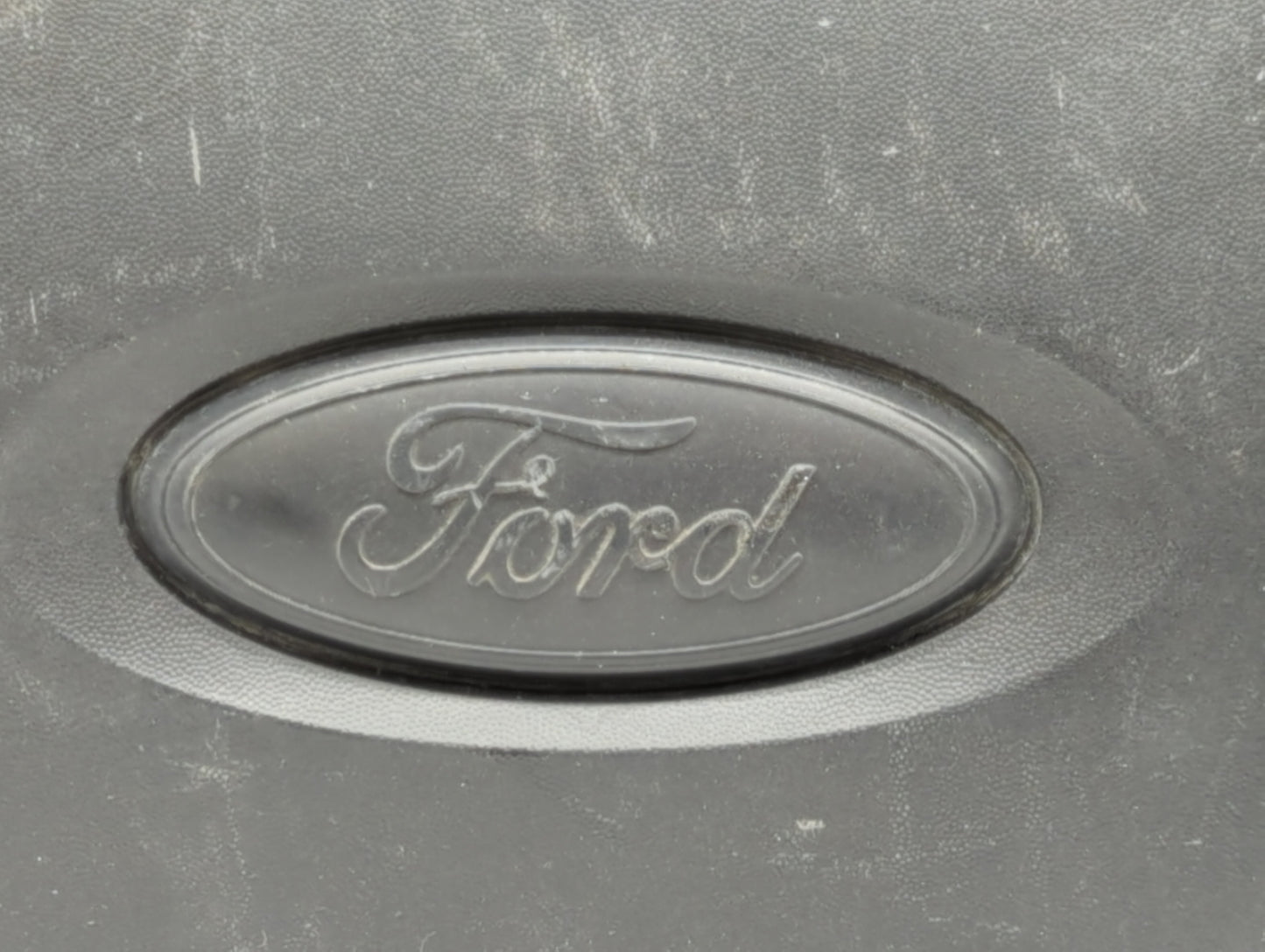 2007 Ford Expedition Engine Cover - Oemusedautoparts1.com